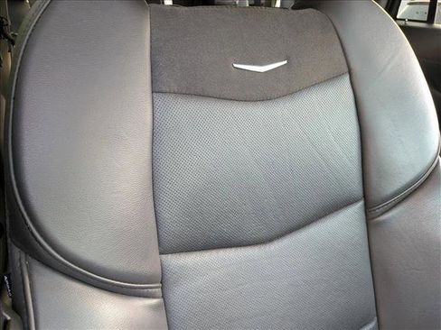 Used 2019 Cadillac Escalade Luxury RWD image 20