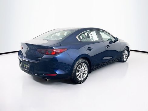 Used 2020 MAZDA MAZDA3 Sedan image 9