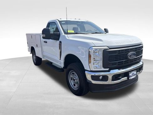 New 2026 Ford F350 XL w/ XL Chrome Package AWD/4WD image 3