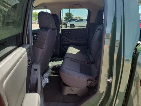 New 2026 Nissan Frontier SV w/ Tow Package AWD/4WD image 12
