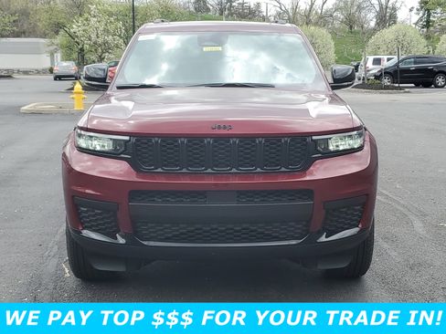 New 2025 Jeep Grand Cherokee L Altitude image 2