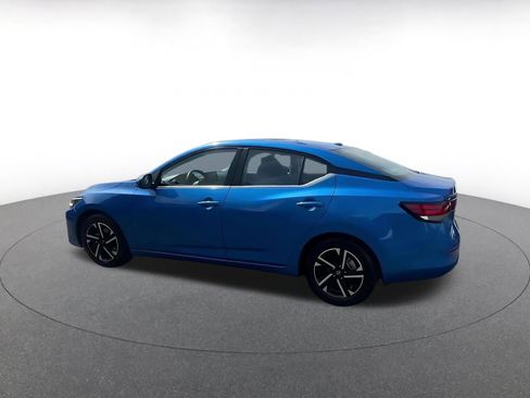 Used 2025 Nissan Sentra SV image 10