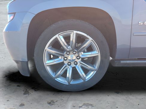 Used 2015 Chevrolet Suburban LTZ AWD/4WD image 10