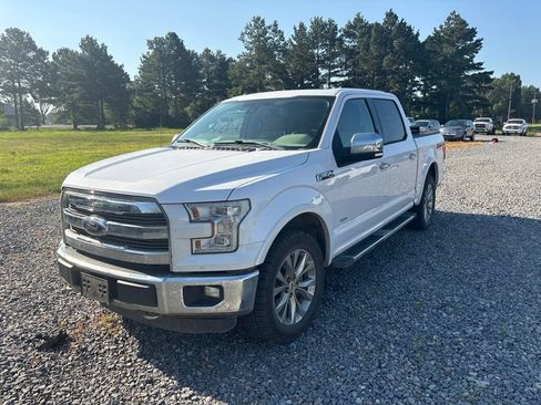 Used 2015 Ford F150 Lariat w/ Equipment Group 502A Luxury AWD/4WD image 10