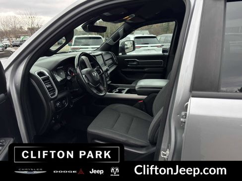 Used 2022 RAM 1500 Big Horn AWD/4WD image 11