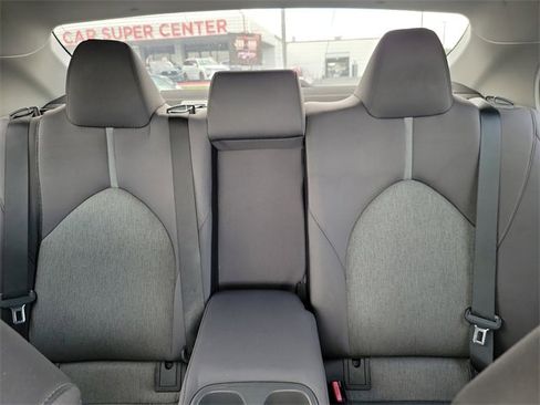 Used 2021 Toyota Camry LE image 15