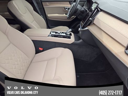 Used 2026 Volvo XC90 B5 Plus w/ Protection Package Premier AWD/4WD image 11