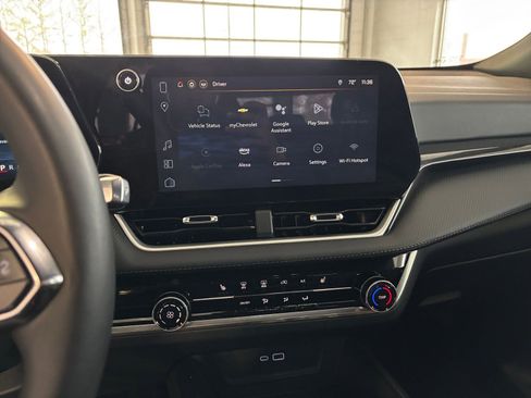 Used 2025 Chevrolet Equinox LT image 21