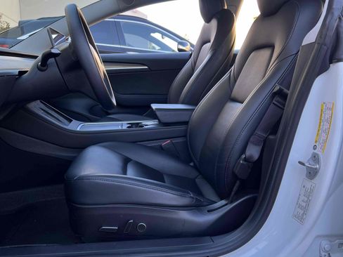 Used 2021 Tesla Model 3 Standard Range Plus image 27