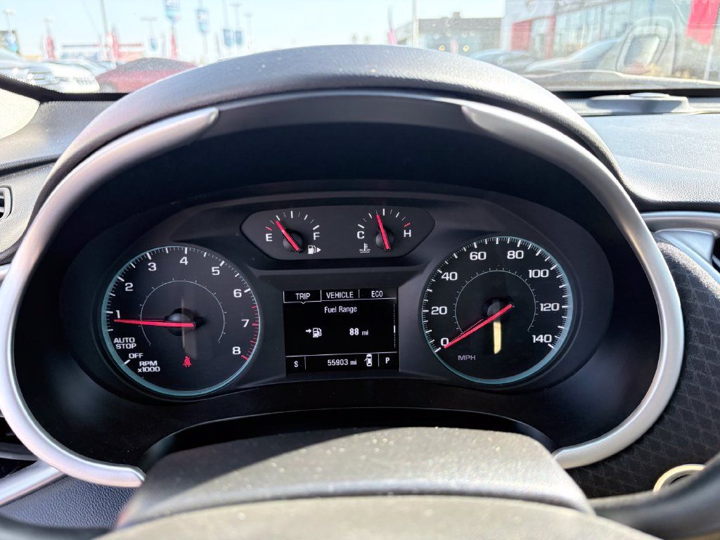 Used 2025 Chevrolet Malibu LT FWD image 21
