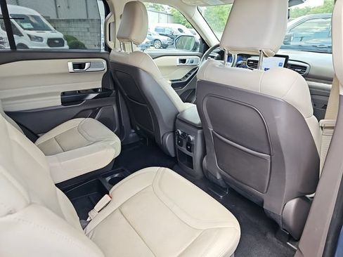 Used 2020 Ford Explorer Platinum AWD/4WD image 11