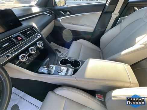 Used 2023 Genesis G70 2.0T image 16