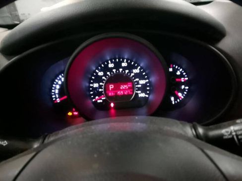 Used 2019 Kia Soul + FWD image 35