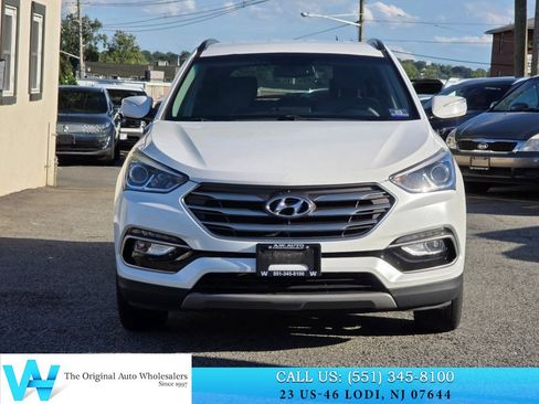 Used 2018 Hyundai Santa Fe Sport AWD/4WD image 2