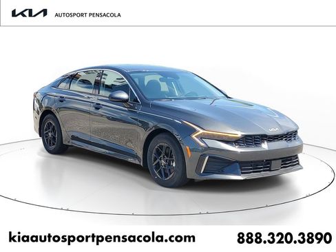 New 2026 Kia K5 LXS FWD image 1