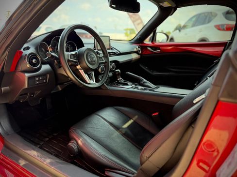 Used 2016 MAZDA MX-5 Miata Grand Touring RWD image 7