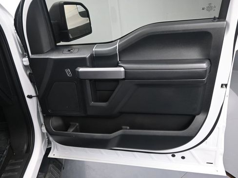 Used 2020 Ford F150 XLT w/ Equipment Group 302A Luxury image 22