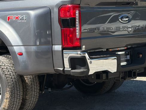 New 2026 Ford F350 XLT w/ XLT Premium Package AWD/4WD image 7