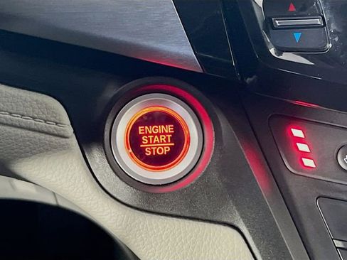 Used 2024 Honda Odyssey EX-L image 18