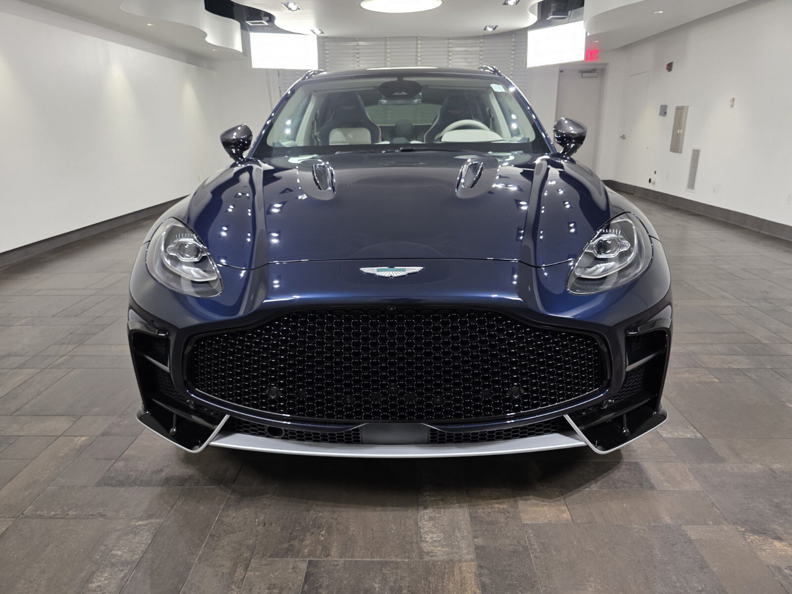 New 2026 Aston Martin DBX 707 AWD/4WD image 7