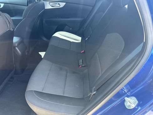 Used 2023 Kia Forte LXS w/ LXS Technology Package FWD image 16