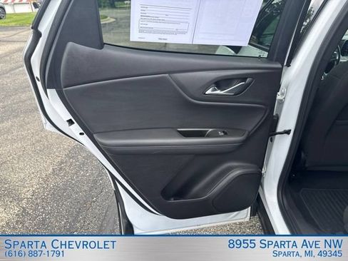Used 2020 Chevrolet Blazer LT FWD image 34