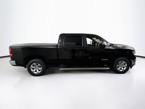 Used 2023 RAM 1500 Laramie AWD/4WD image 4