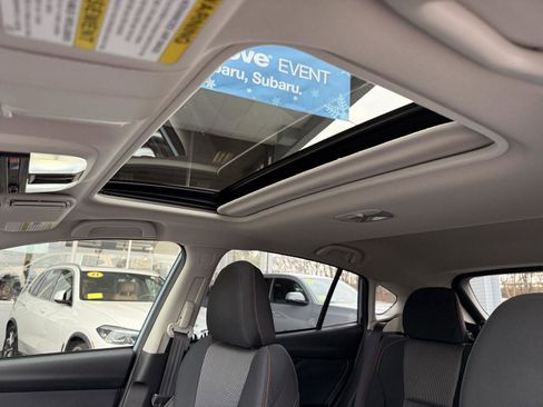 Certified 2022 Subaru Crosstrek 2.0i Premium w/ Moonroof Package image 27