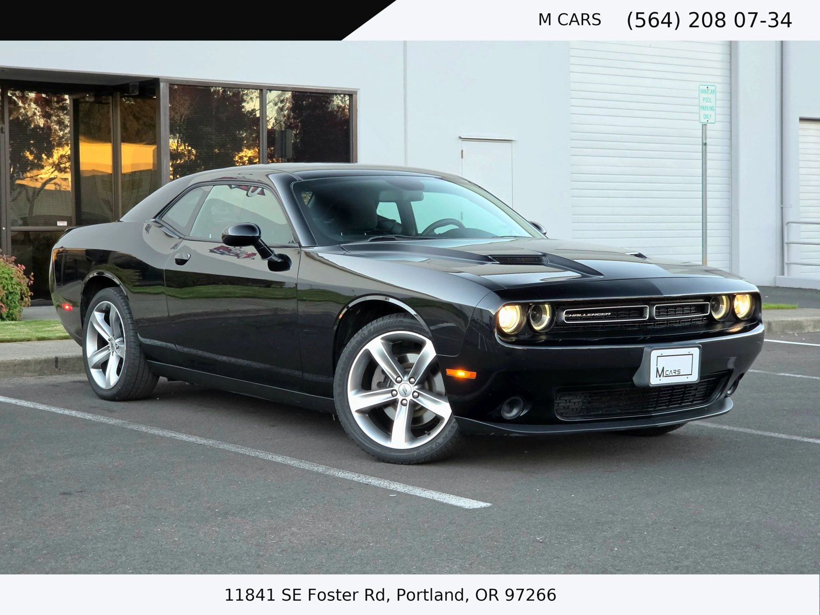 Used 2017 Dodge Challenger SXT w/ Super Sport Group (SS/T) RWD image 3