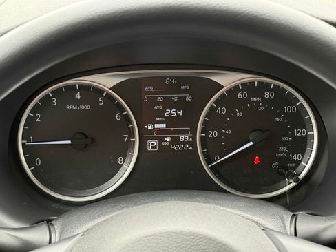 Used 2025 Nissan Kicks Play S FWD image 11