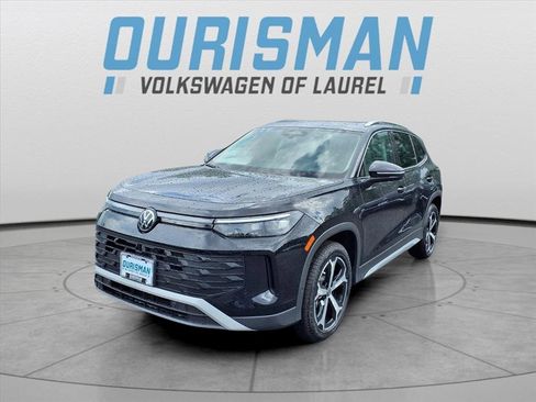 New 2026 Volkswagen Tiguan SE image 7