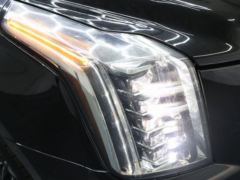 Used 2015 Cadillac Escalade ESV Premium image 24