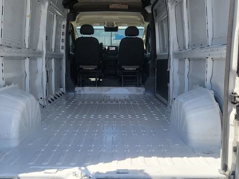 Used 2025 RAM ProMaster 3500 w/ Convenience Group FWD image 19