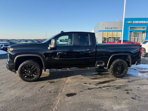 Used 2026 Chevrolet Silverado 2500 Custom w/ Custom Convenience Package image 2