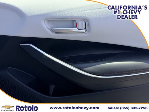 Used 2024 Toyota Corolla SE w/ SE Premium Package FWD image 9