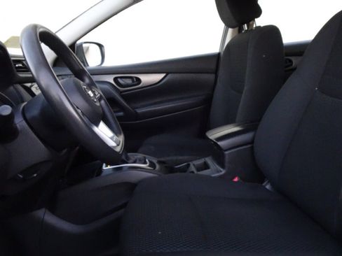 Used 2017 Nissan Rogue Sport S w/ S Appearance Package image 9