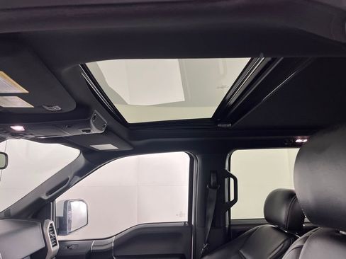 Used 2020 Ford F150 Lariat w/ Equipment Group 502A Luxury image 24