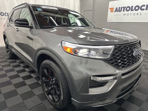 Used 2024 Ford Explorer ST w/ Equipment Group 401A image 2