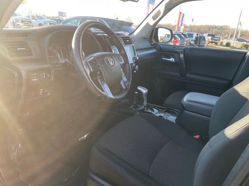 Used 2024 Toyota 4Runner TRD Off-Road image 7