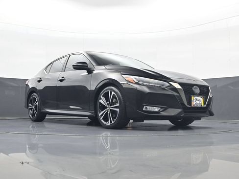 Used 2023 Nissan Sentra SR w/ SR Premium Package FWD image 24
