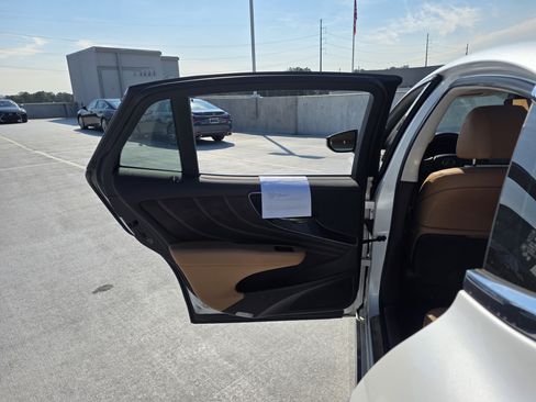 Used 2018 Lexus LS 500 LS 500 image 19