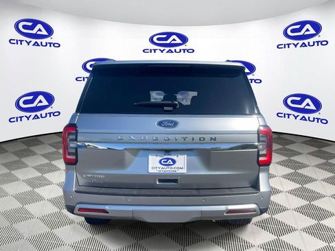 Used 2024 Ford Expedition Limited RWD image 4