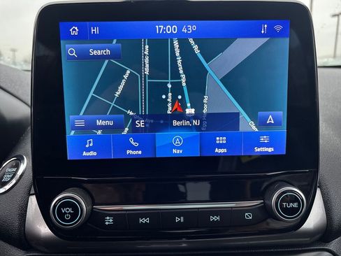 Used 2020 Ford EcoSport SES image 27