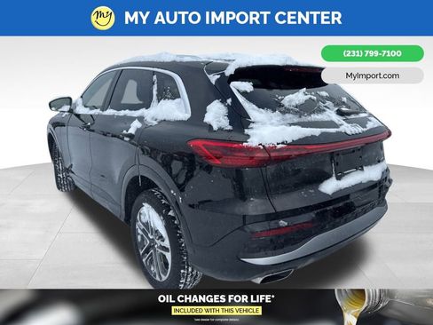 Used 2025 Audi Q5 2.0T Premium w/ Convenience Package image 4