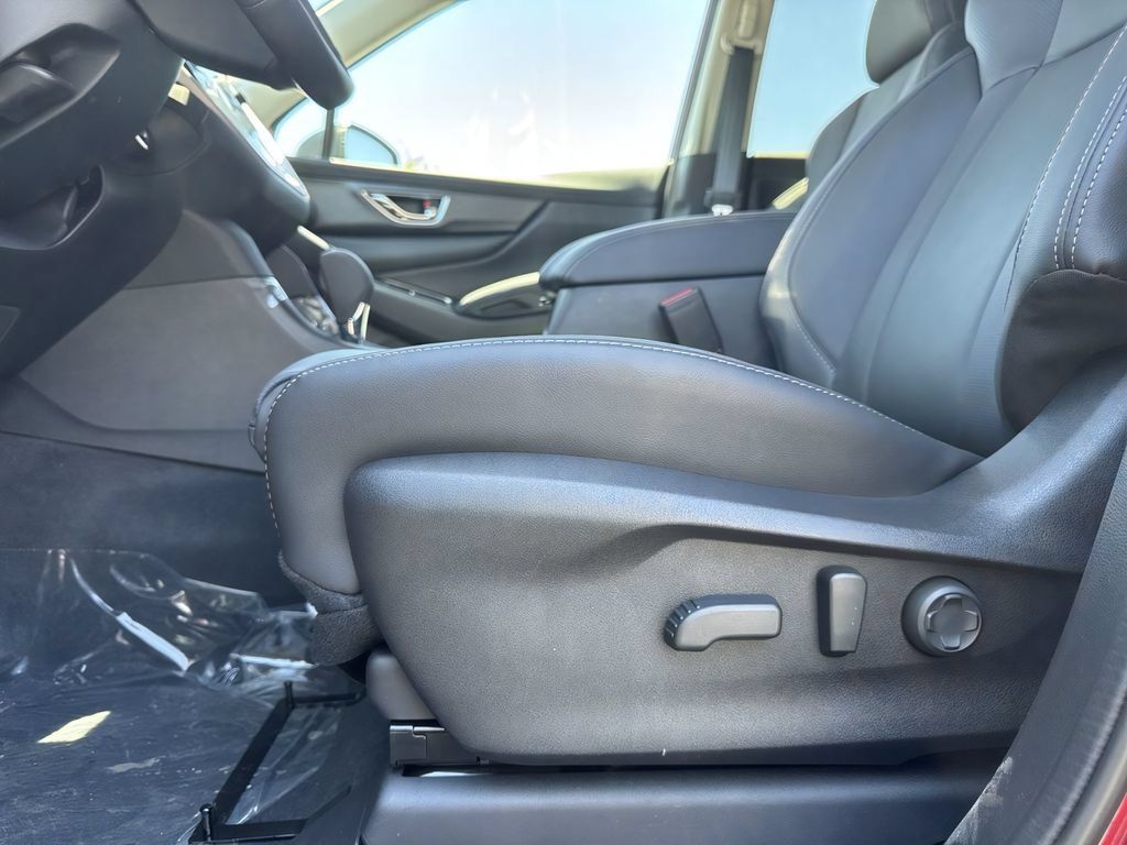 New 2026 Subaru Ascent Limited AWD/4WD image 14