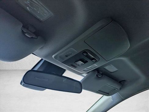 Used 2022 Toyota Camry SE FWD image 13