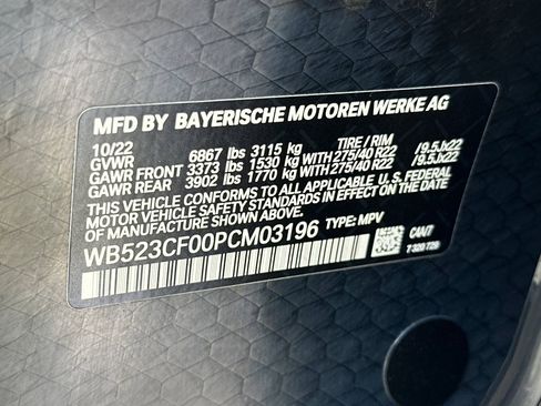 Used 2023 BMW iX xDrive50 w/ Sport Package AWD/4WD image 40