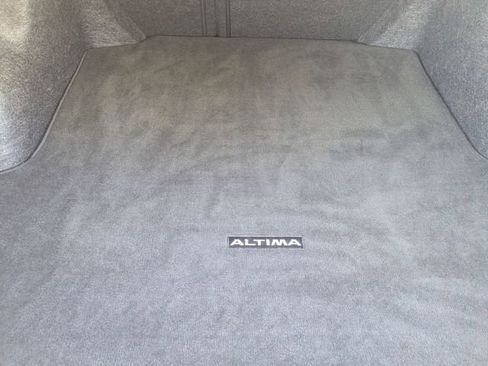 Used 2025 Nissan Altima 2.5 SV image 28