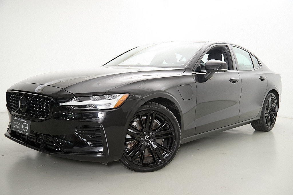 Certified 2024 Volvo S60 T8 Ultimate w/ Climate Package AWD/4WD image 2