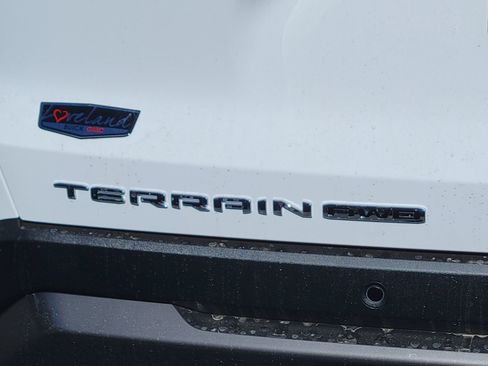 New 2026 GMC Terrain Elevation AWD/4WD image 10